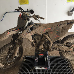 Meet your Posher, Titus